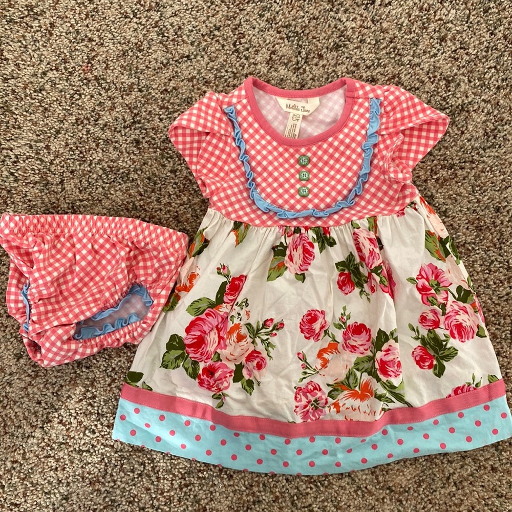 Matilda Jane 6-12 month EUC dress with diaper cover